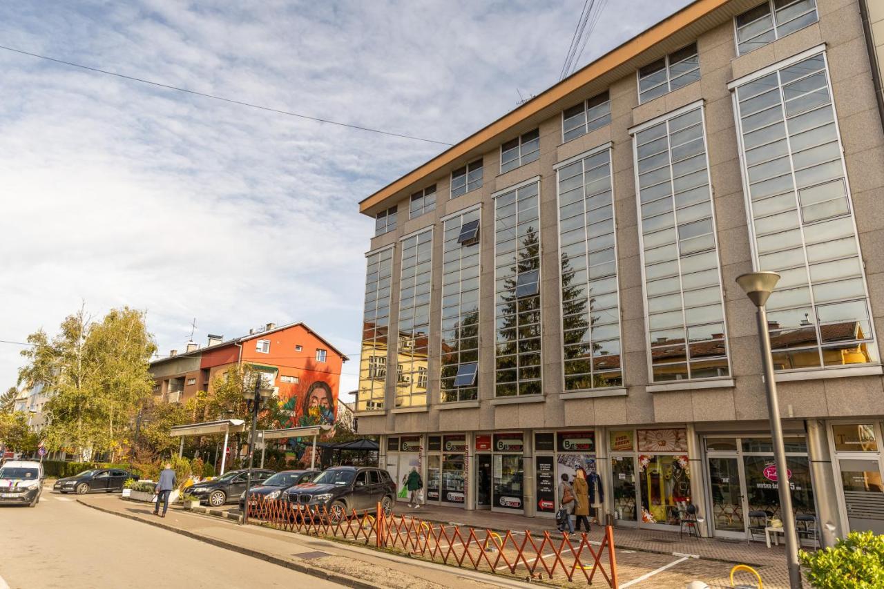 Olimpus Apartmani Bd Banjaluka Banja Luka Esterno foto